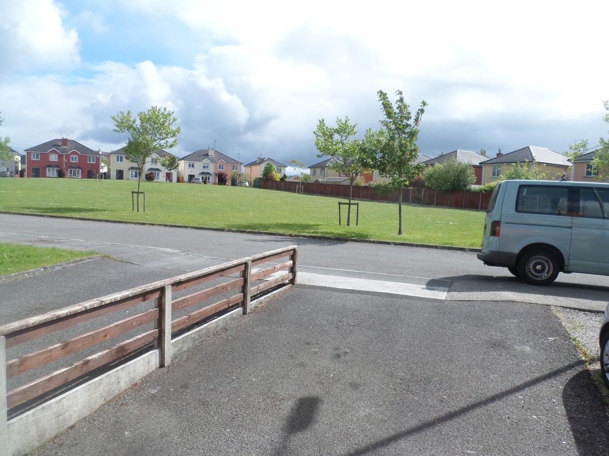 Apple Guest House Loughrea Exterior foto